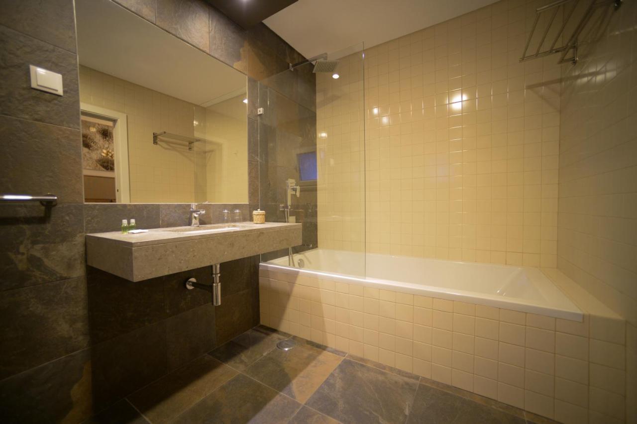 Quinta Do Louro Guest House ปัลเมลา ภายนอก รูปภาพ